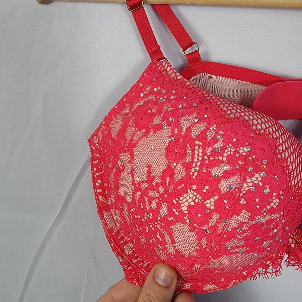 Victoria's Secret Lace Bra - Vibrant Red